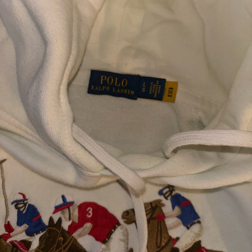 Women’s Large Polo Ralph Lauren hoodie in white